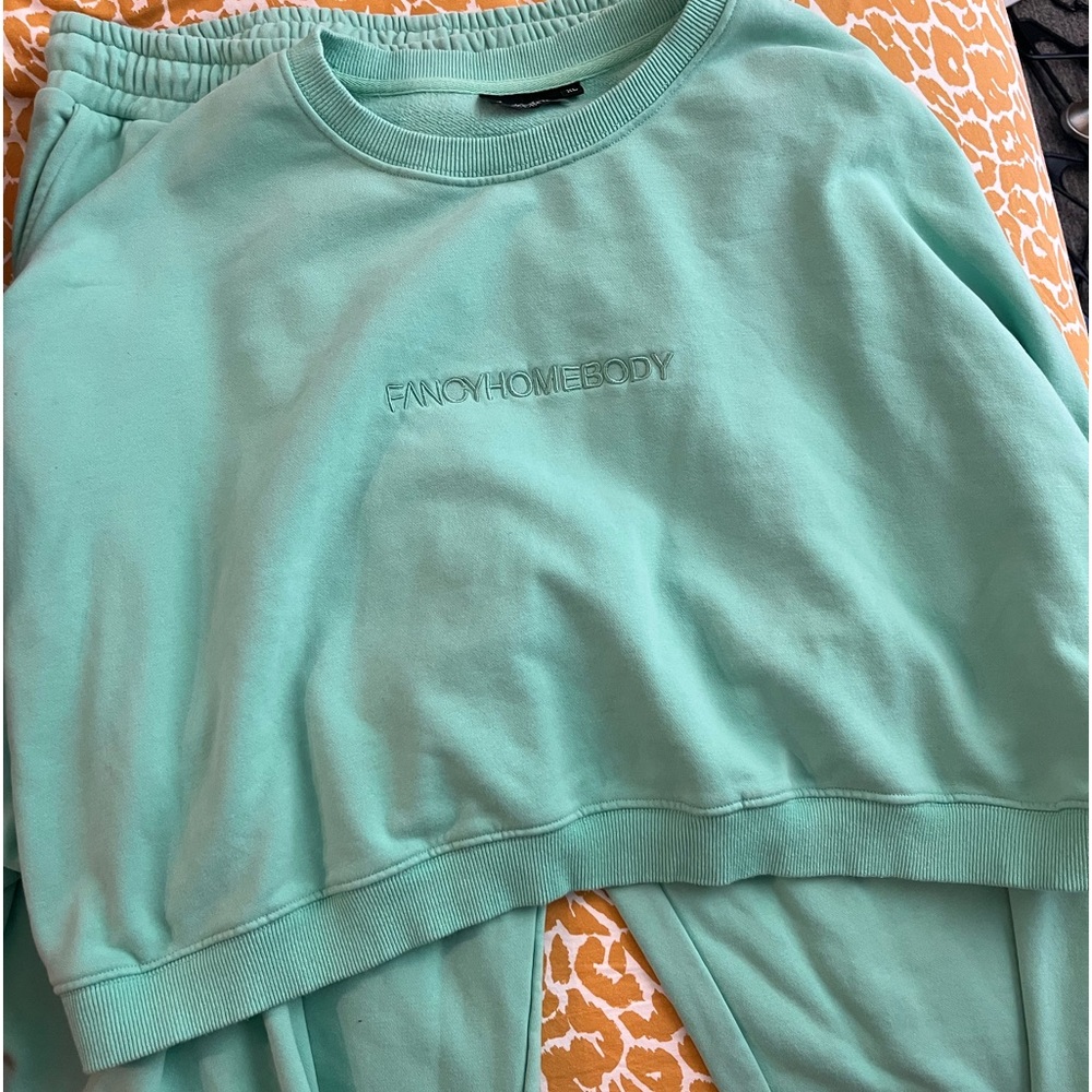 Fancy Homebody 2-piece set